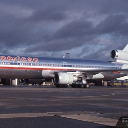 ► McDonnell Douglas