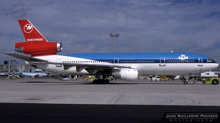 » Northwest Airlines (United States) | N237NW